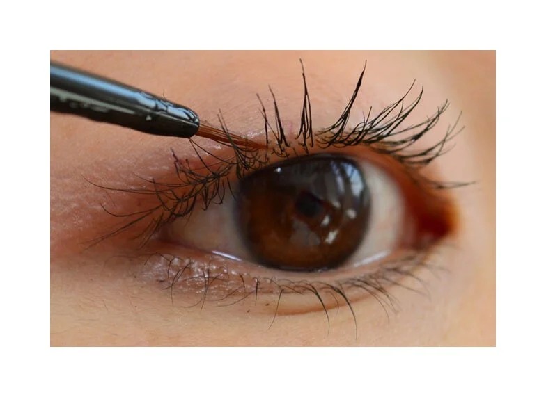 The Power of Japanese Eyelash Serum Achieving Longer and Fuller Lashes